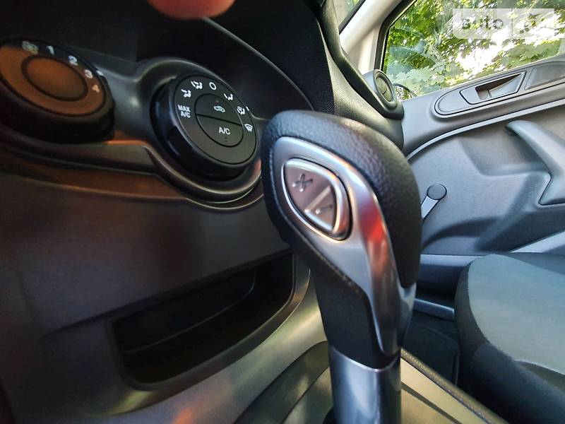 Седан Ford Fiesta 2019 в Львові