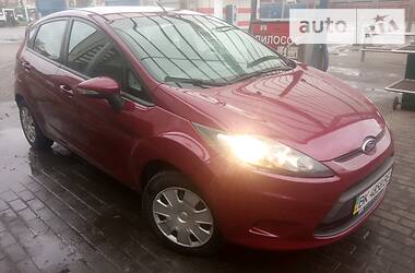 Хэтчбек Ford Fiesta 2011 в Ровно