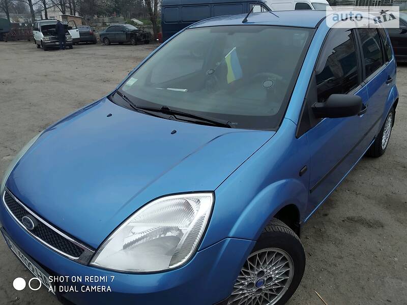 Хэтчбек Ford Fiesta 2004 в Переяславе