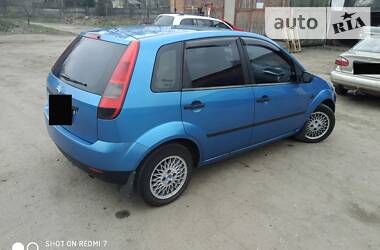 Хэтчбек Ford Fiesta 2004 в Переяславе-Хмельницком