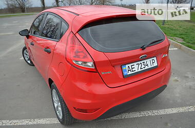 Хэтчбек Ford Fiesta 2011 в Днепре