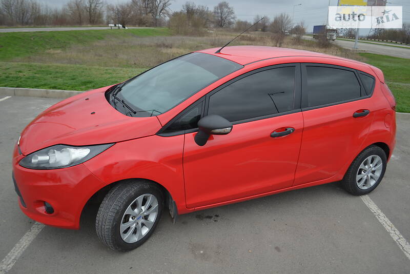 Хетчбек Ford Fiesta 2011 в Дніпрі