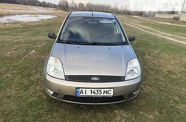 Хэтчбек Ford Fiesta 2004 в Киеве