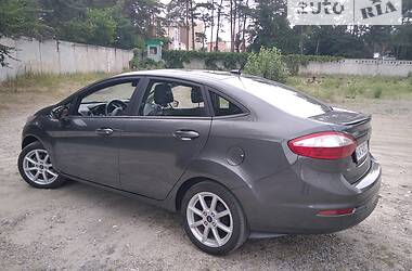 Седан Ford Fiesta 2019 в 