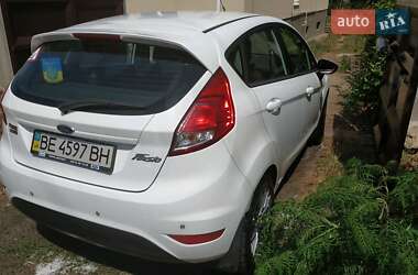 Хэтчбек Ford Fiesta 2013 в 