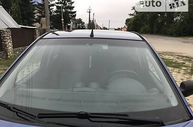 Хэтчбек Ford Fiesta 2006 в 