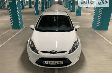 Хэтчбек Ford Fiesta 2011 в Киеве