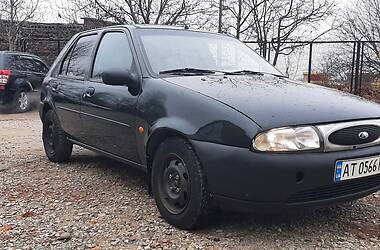 Хэтчбек Ford Fiesta 1996 в Ивано-Франковске