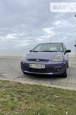 Хэтчбек Ford Fiesta 2006 в Вышгороде