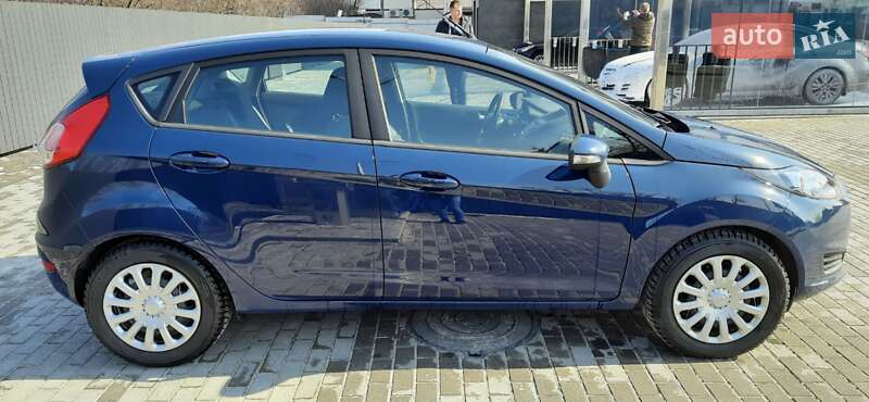 Хэтчбек Ford Fiesta 2016 в Софиевской Борщаговке