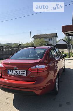 Седан Ford Fiesta 2018 в Косові