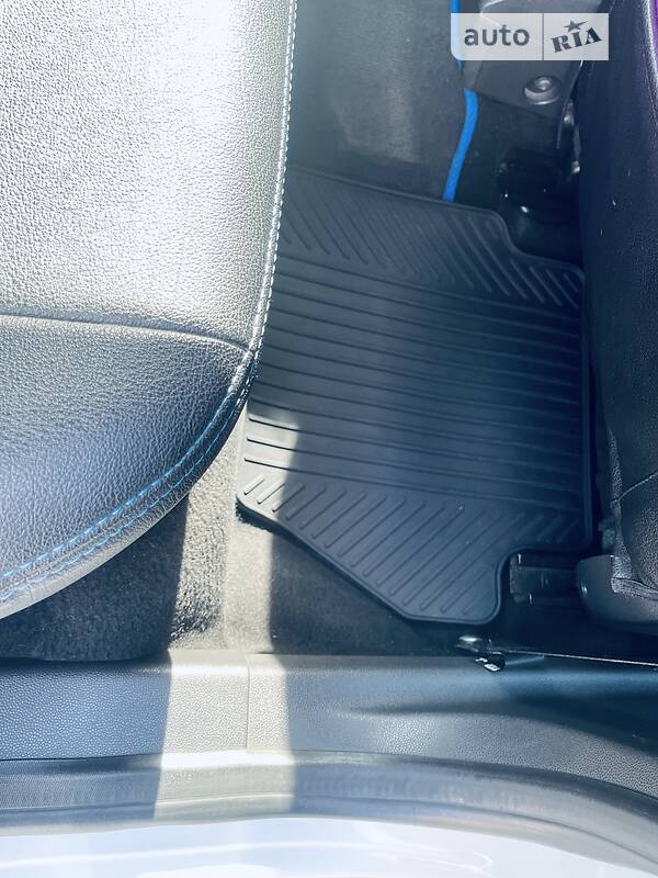 Хэтчбек Ford Fiesta 2013 в Ужгороде