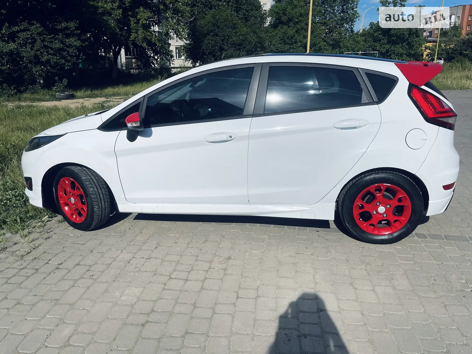 2013 Ford Fiesta - фото 1