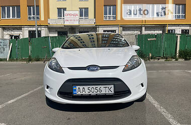 Хэтчбек Ford Fiesta 2012 в Киеве