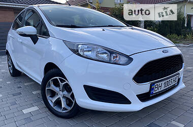 Хетчбек Ford Fiesta 2016 в Одесі