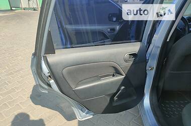 Хэтчбек Ford Fiesta 2005 в Одессе