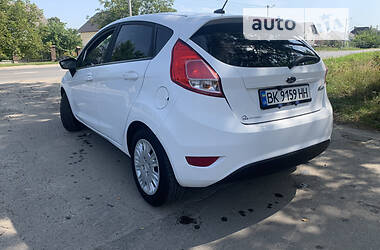 Хэтчбек Ford Fiesta 2017 в Ровно