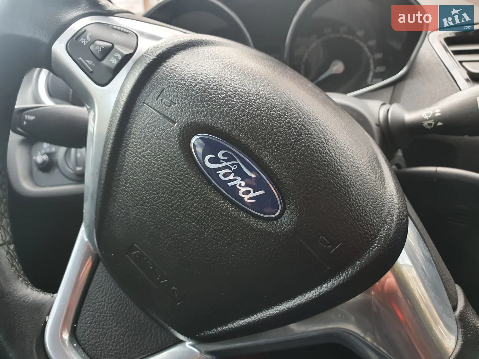 2013 Ford Fiesta - мініатюра 11