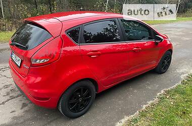 Хэтчбек Ford Fiesta 2010 в Львове