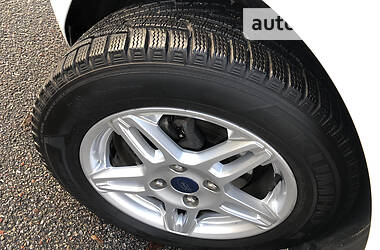 Хэтчбек Ford Fiesta 2019 в 