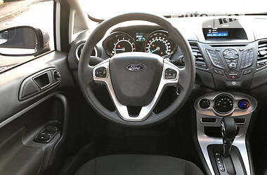Хэтчбек Ford Fiesta 2019 в 