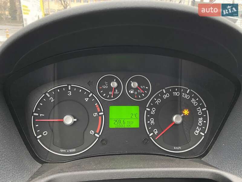 Хэтчбек Ford Fiesta 2007 в Черновцах