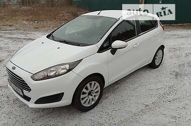 Хэтчбек Ford Fiesta 2013 в 