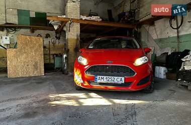 Хетчбек Ford Fiesta 2016 в Радомишлі