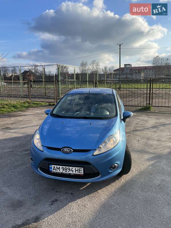 Хэтчбек Ford Fiesta 2011 в Житомире фото 4 Хэтчбек Ford Fiesta 2011 в Житомире