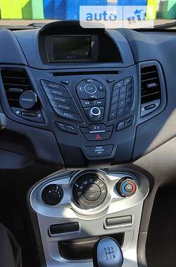 Седан Ford Fiesta 2018 в 