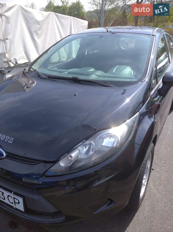 Хэтчбек Ford Fiesta 2011 в Херсоне фото 3 Хэтчбек Ford Fiesta 2011 в Херсоне