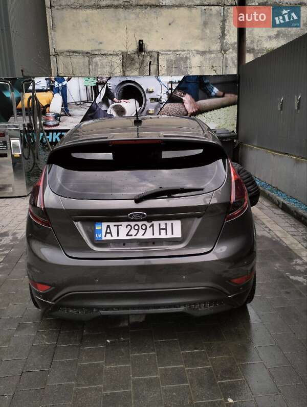 Хетчбек Ford Fiesta 2018 в Івано-Франківську