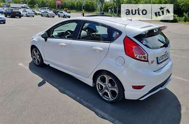 Хэтчбек Ford Fiesta 2019 в 