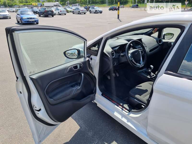 Хэтчбек Ford Fiesta 2019 в Киеве