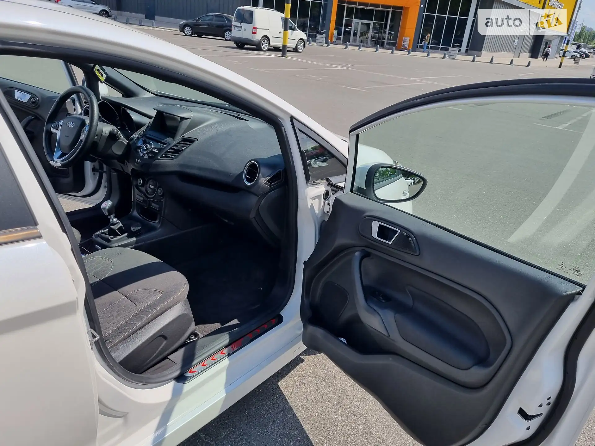 2019 Ford Fiesta - мініатюра 14
