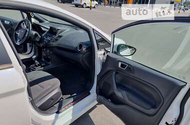 Хэтчбек Ford Fiesta 2019 в 