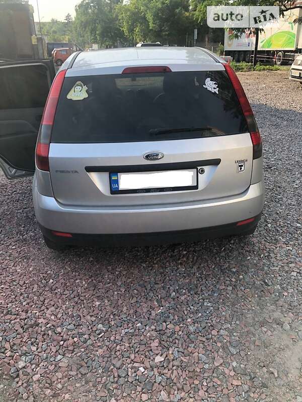 Ford Fiesta 2002