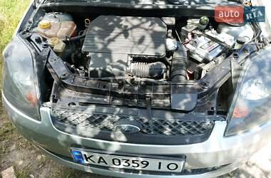 Хэтчбек Ford Fiesta 2007 в Киеве