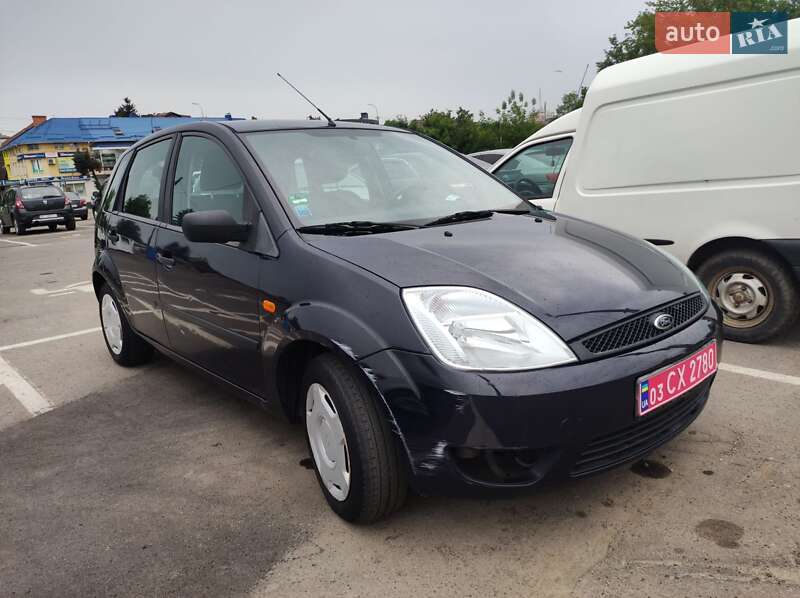 Хэтчбек Ford Fiesta 2005 в Луцке