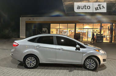 Хэтчбек Ford Fiesta 2019 в 