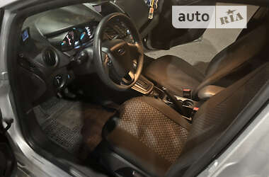 Хэтчбек Ford Fiesta 2019 в 