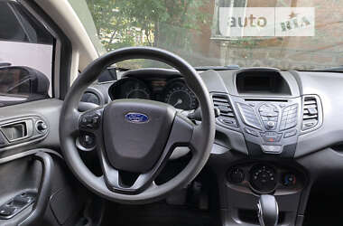 Хэтчбек Ford Fiesta 2019 в 