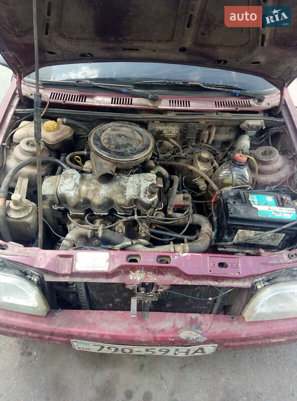 Хэтчбек Ford Fiesta 1990 в Николаеве