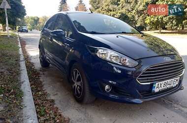 Хэтчбек Ford Fiesta 2013 в 
