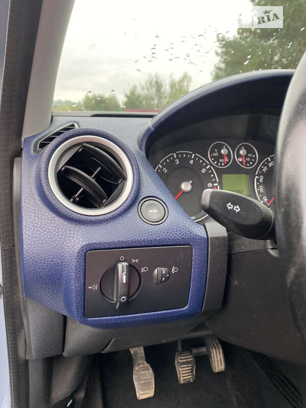 Хэтчбек Ford Fiesta 2006 в Львове фото 9 Хэтчбек Ford Fiesta 2006 в Львове