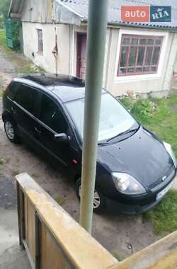 Хэтчбек Ford Fiesta 2006 в Золочеве