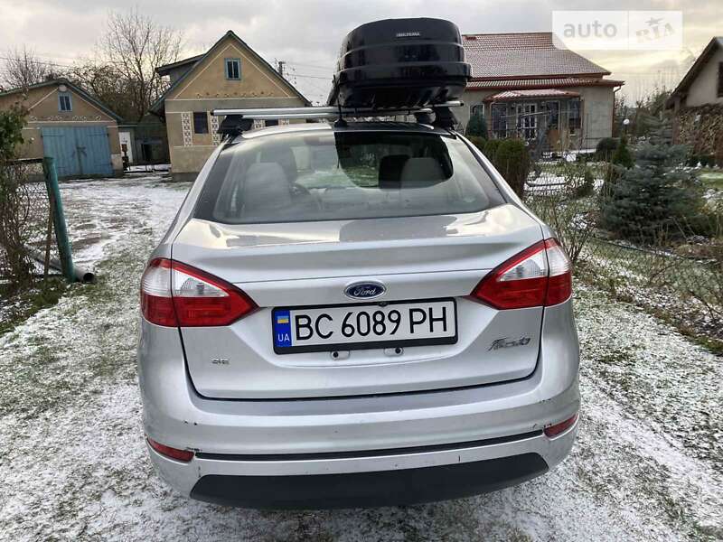 Седан Ford Fiesta 2018 в Львові