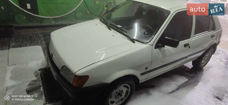 Хэтчбек Ford Fiesta 1991 в Звенигородке