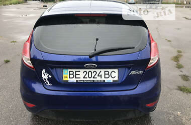 Хэтчбек Ford Fiesta 2014 в 