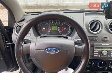 Хэтчбек Ford Fiesta 2008 в Ирпене